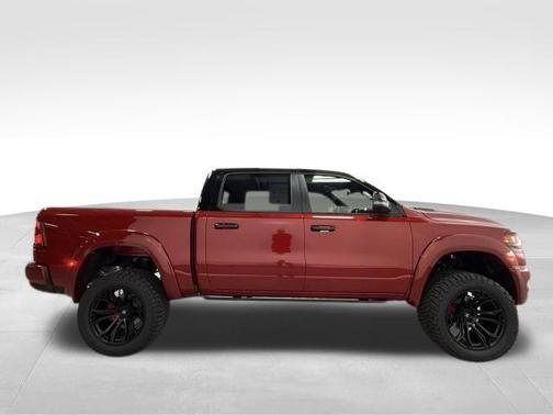 Molten Red Pearlcoat 2026 RAM 1500 Big Horn/Lone Star