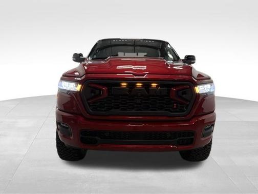 Molten Red Pearlcoat 2026 RAM 1500 Big Horn/Lone Star