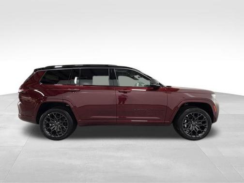 Velvet Red Pearlcoat 2026 Jeep Grand Cherokee L Summit