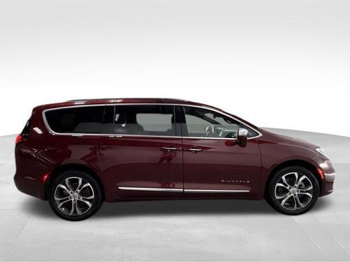 2022 Chrysler Pacifica Pinnacle