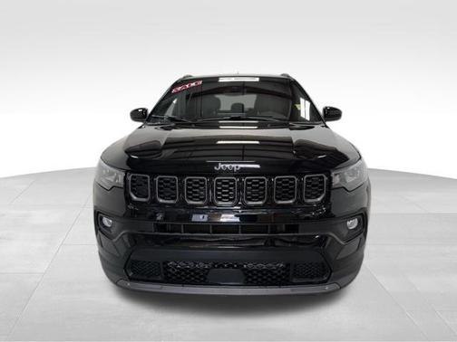 Diamond Black 2026 Jeep Compass Latitude