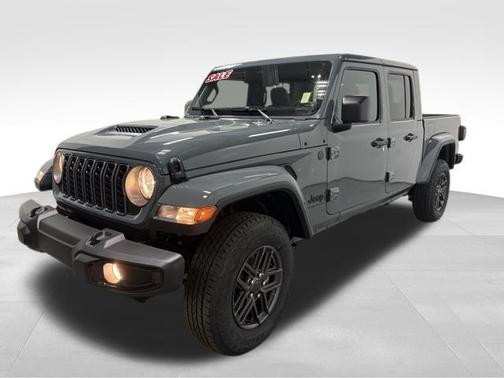 2026 Jeep Gladiator Sport