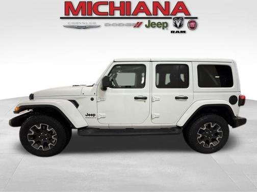 Bright White Clearcoat 2026 Jeep Wrangler Sahara