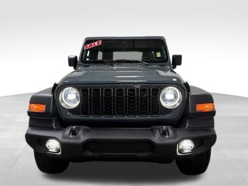Anvil Clearcoat 2026 Jeep Wrangler Sport