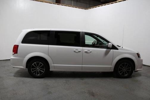 Photo 5 of 24 of 2019 Dodge Grand Caravan SE