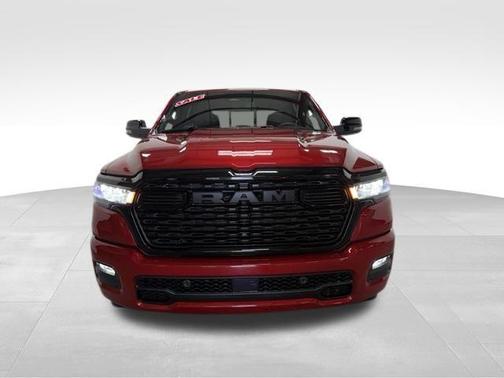 Molten Red Pearlcoat 2026 RAM 1500 Big Horn/Lone Star