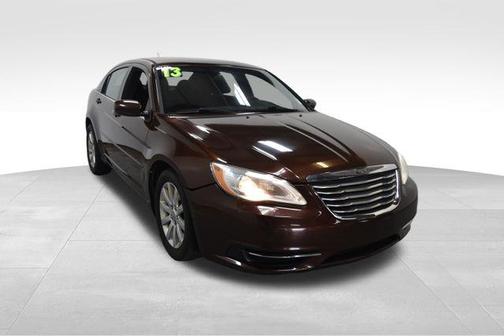 2013 Chrysler 200 Touring