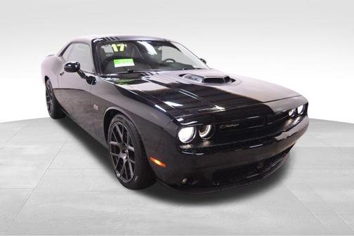 2017 Dodge Challenger R/T