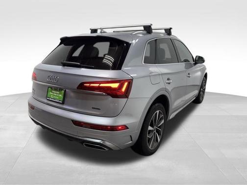 2023 Audi Q5 45 S line Premium Plus