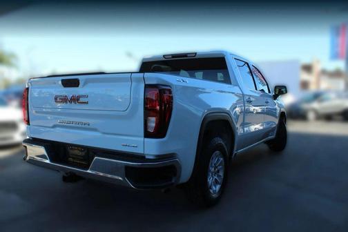 2023 GMC Sierra 1500 SLE