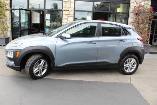 Sonic Silver 2021 Hyundai KONA SE