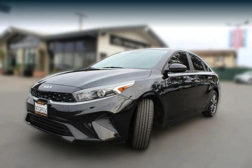 2023 Kia Forte LXS