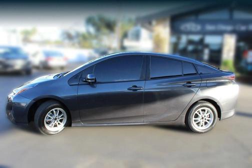 2017 Toyota Prius Four