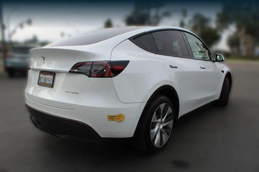 2021 Tesla Model Y Long Range Dual Motor All-Wheel Drive