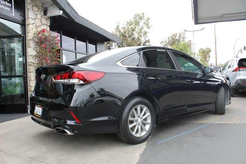 Phantom Black 2019 Hyundai SONATA SE