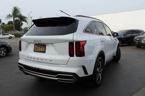 Glacial White Pearl 2022 Kia Sorento EX
