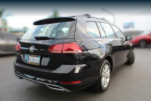 2019 Volkswagen Golf SportWagen TSI S