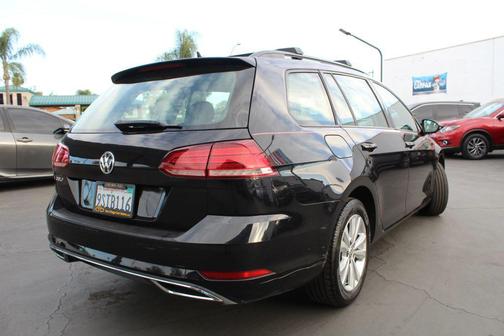 2019 Volkswagen Golf SportWagen TSI S
