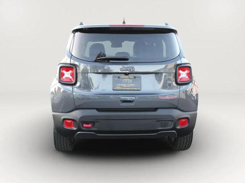 2022 Jeep Renegade Trailhawk