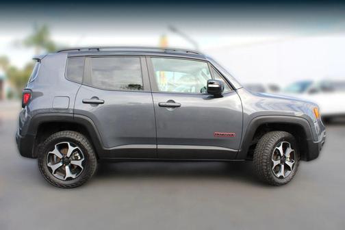2022 Jeep Renegade Trailhawk