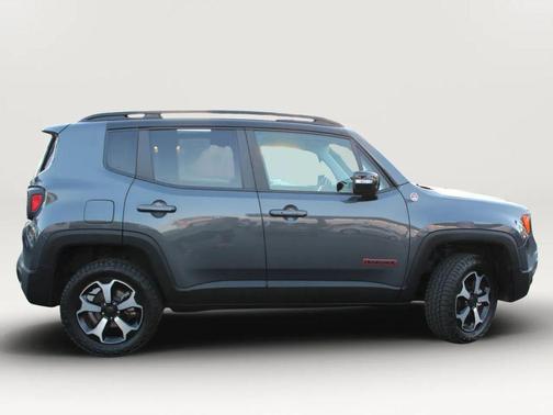 2022 Jeep Renegade Trailhawk