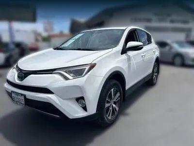 2018 Toyota RAV4 XLE