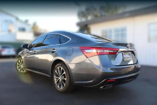 2017 Toyota Avalon XLE Premium