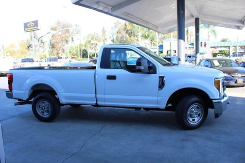 Oxford White 2017 Ford F-250 XL