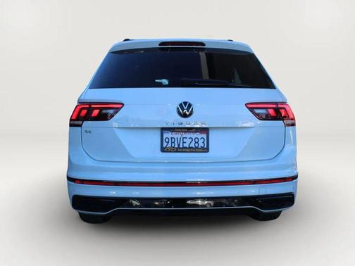 2022 Volkswagen Tiguan 2.0T SE R-Line Black