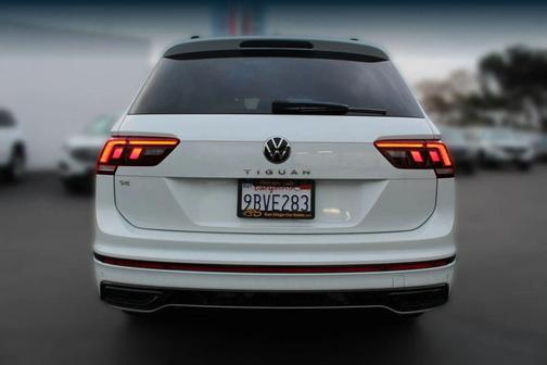 2022 Volkswagen Tiguan 2.0T SE R-Line Black