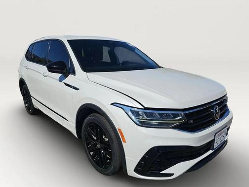 2022 Volkswagen Tiguan 2.0T SE R-Line Black
