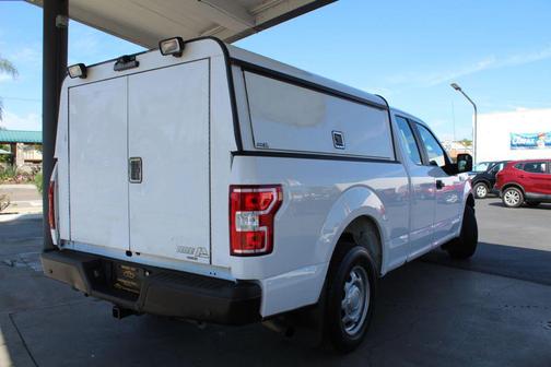 Oxford White 2018 Ford F-150 XL