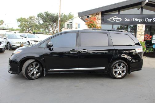 2017 Toyota Sienna SE Premium