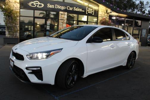 Clear White 2021 Kia Forte GT-Line
