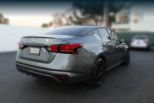 2020 Nissan Altima S FWD