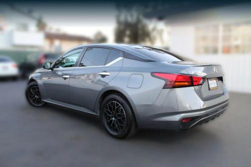 2020 Nissan Altima S FWD