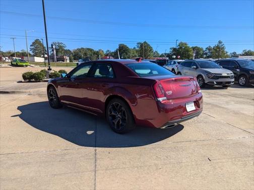 2022 Chrysler 300 Touring