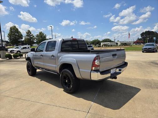 2014 Toyota Tacoma Base
