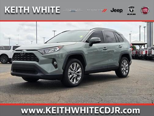 2020 Toyota RAV4 XLE Premium