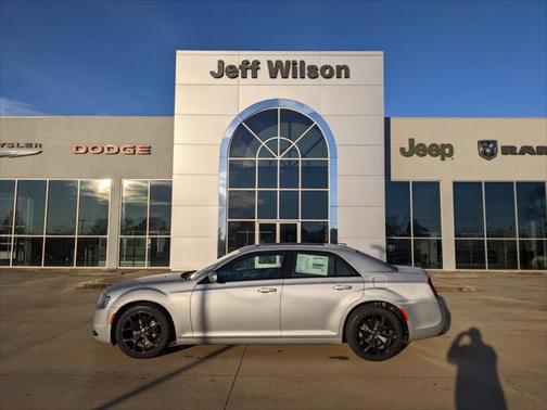 2023 Chrysler 300 S