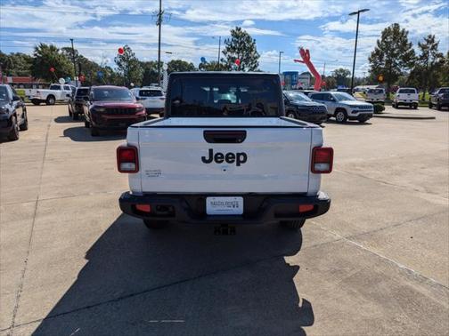 2024 Jeep Gladiator Sport S
