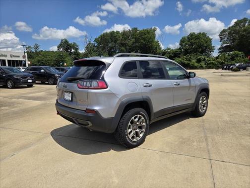 2020 Jeep Cherokee Trailhawk