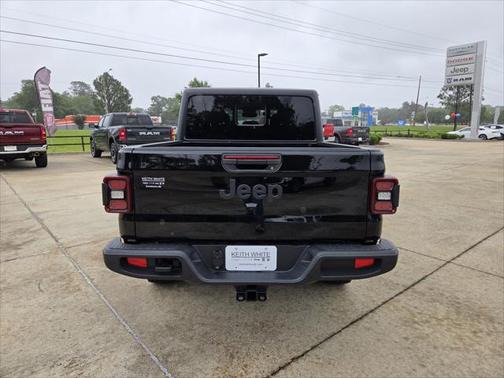 2025 Jeep Gladiator Willys