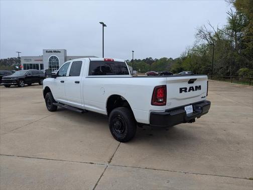2025 RAM 2500 Tradesman Crew Cab 4x4 8' Box