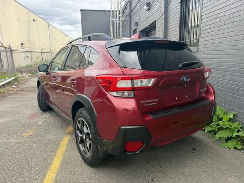 Venetian Red Pearl 2018 Subaru Crosstrek 2.0i Premium