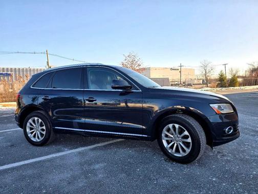 Black 2016 Audi Q5 2.0T Premium Plus
