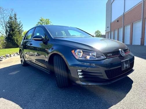 2015 Volkswagen Golf GTI 2.0T S 4-Door