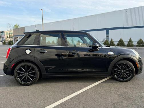 Midnight Black Metallic 2015 MINI Hardtop Cooper S