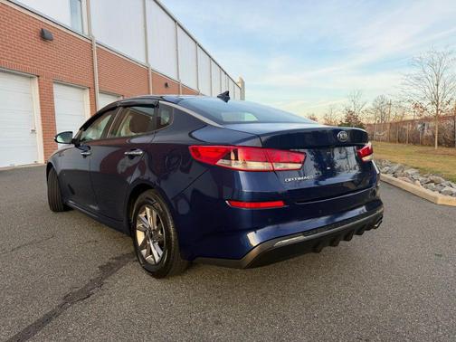 Horizon Blue 2019 Kia Optima LX