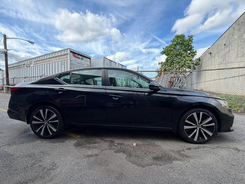 2019 Nissan Altima 2.5 SR
